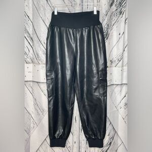 5 á 7 Cinq á Sept Giles Joggers Faux Leather Black L